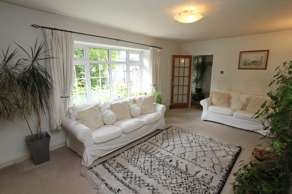 House in Boverton, Llantwit Major - View 4