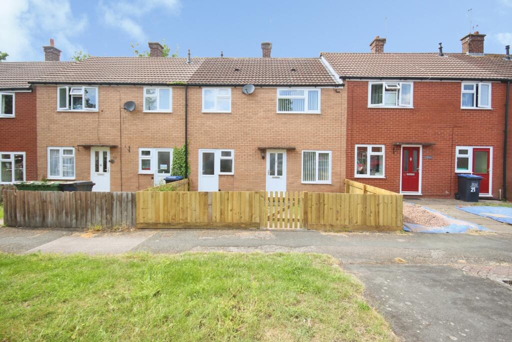 3-bed terraced on Compton Close, Leamington Spa, Warwickshire, CV32, £260,000