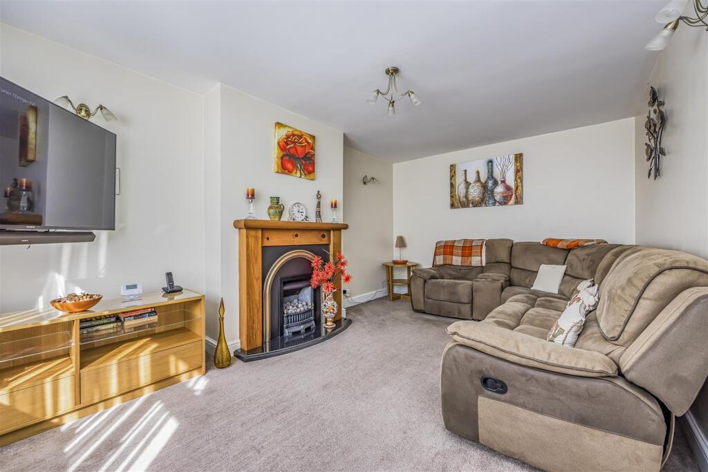 House in Portsmouth - View 4