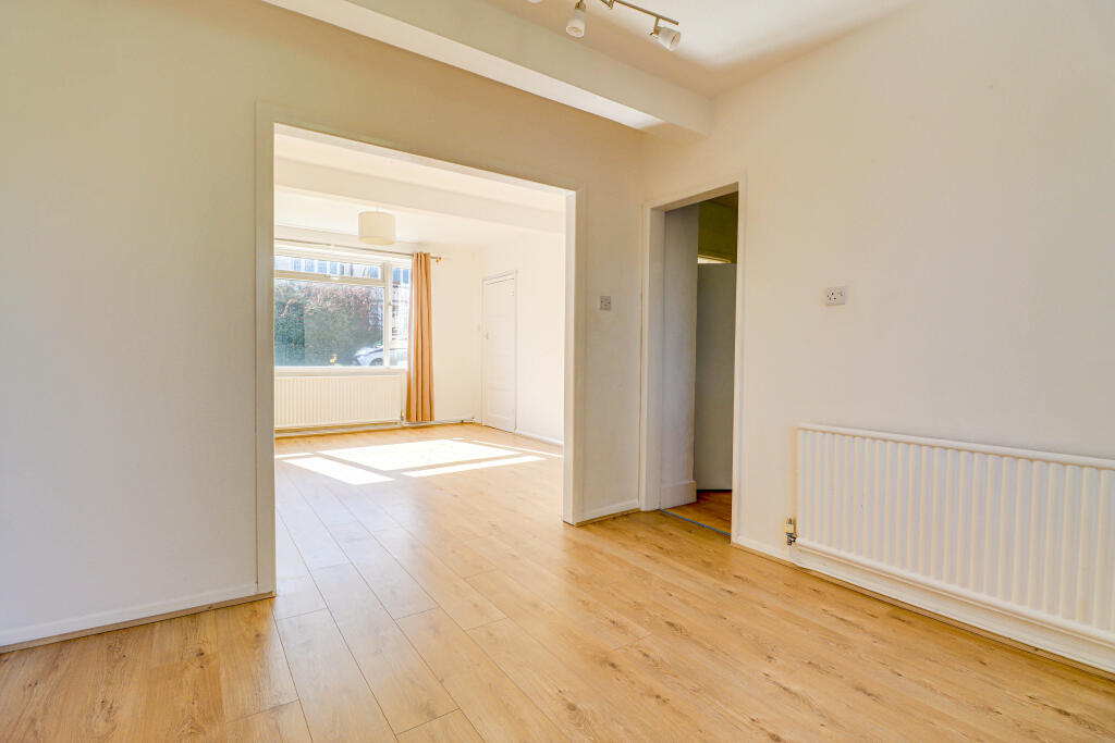 House in Harpenden, Batford - View 4