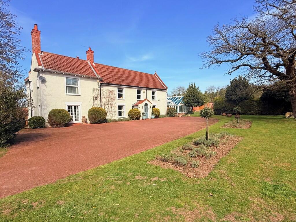 Main image of property: Lowestoft Road, Hopton on Sea