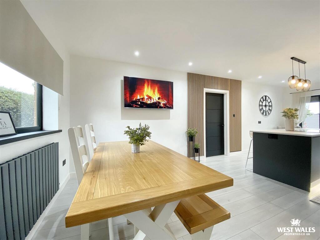 Station Road, St. Clears, Carmarthen photo 3
