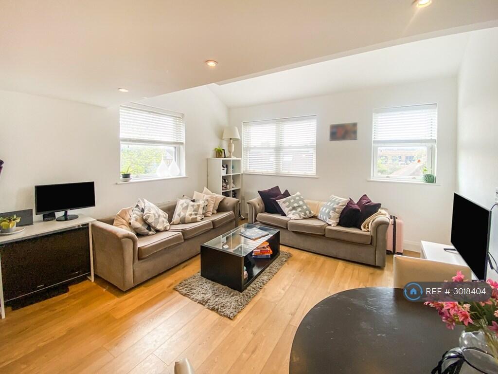 Main image of property: Clapham Park Road, London, SW4