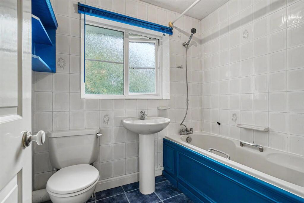 House in Sturminster Newton - View 5