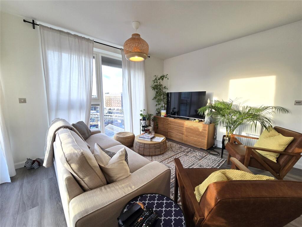 Main image of property: Catimor House, 37, Cranton Avenue, Hayes, Hillingdon,, UB3