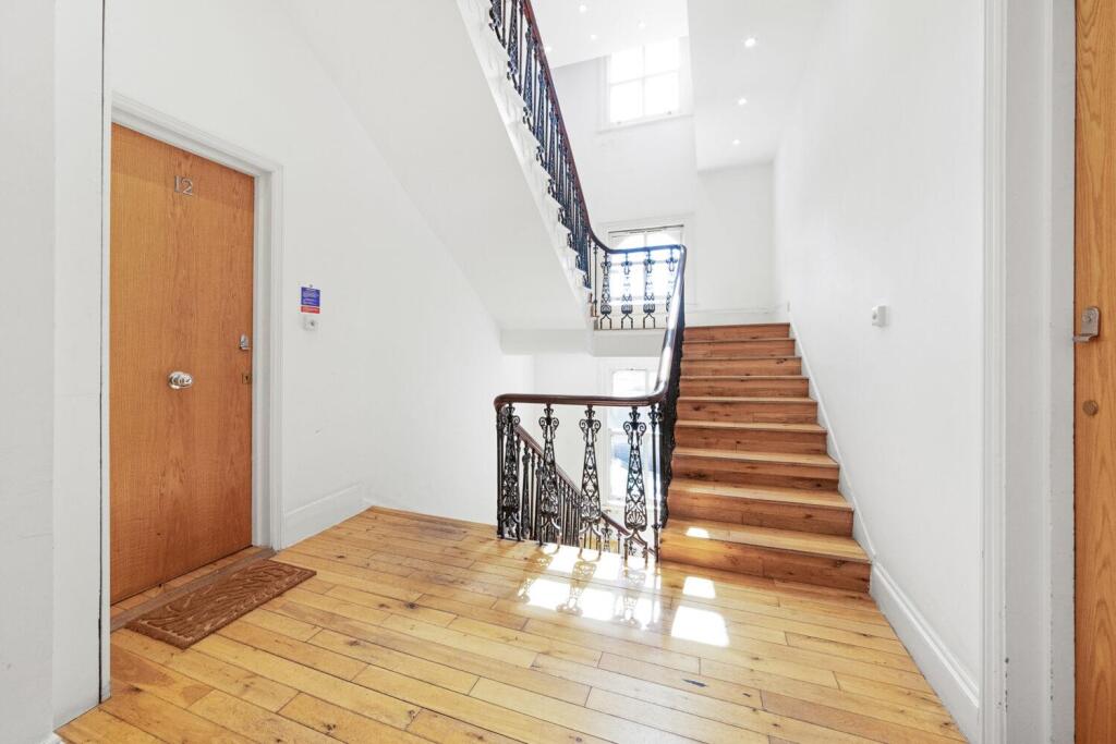 Apartment in London, Upper Sydenham, Dulwich - More