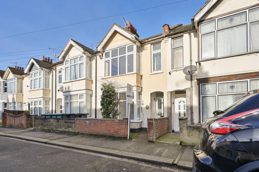 Main image of property: Princes Avenue, Watford, WD18