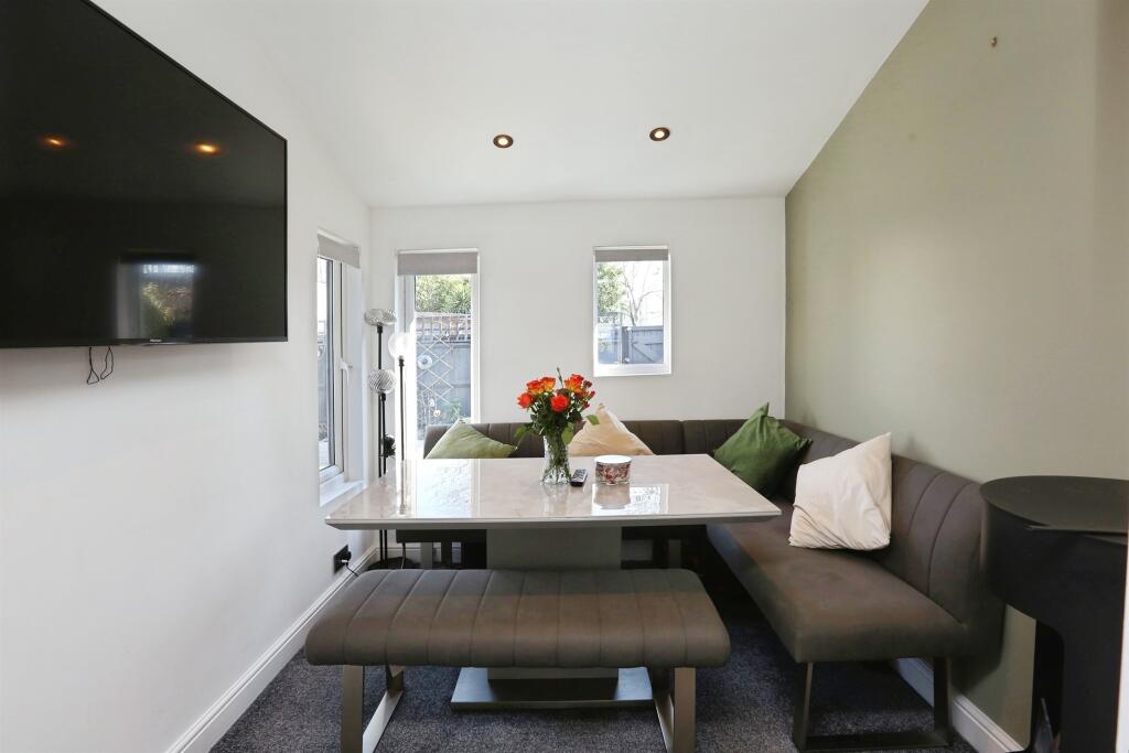 Coral Court, Gosport - View 3