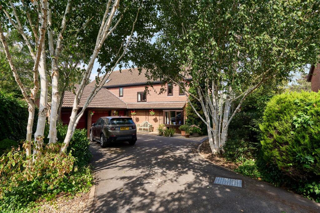 Main image of property: Albany Close, Trowbridge, BA14