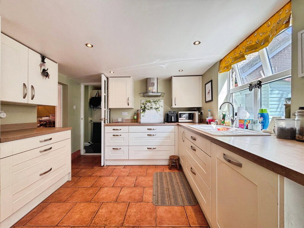 House in North Kesteven, Thorpe Latimer, Helpringham - View 2
