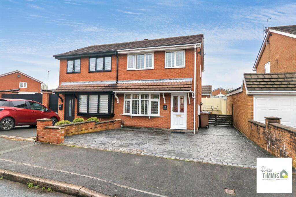 Main image of property: Dunsford Avenue, Milton, Stoke-On-Trent