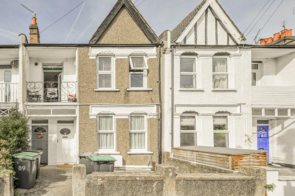 Apartment in London - View 2