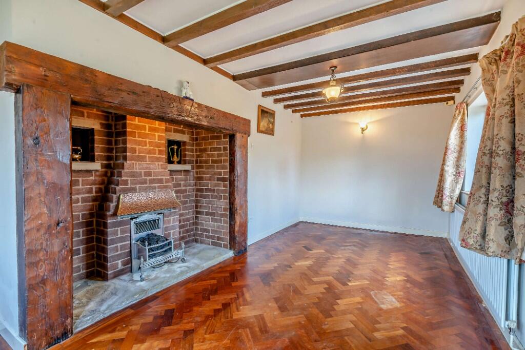 Hondslough Lane, Frodsham, Cheshire, WA6 photo 3