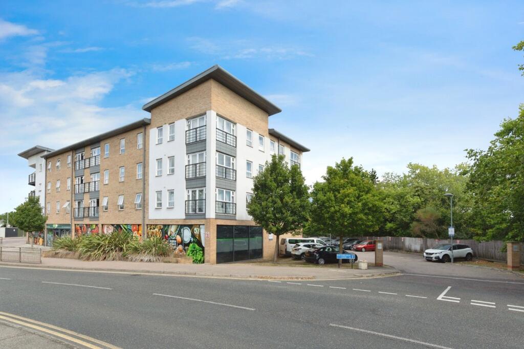Main image of property: Southernhay Close, Basildon, Essex, SS14