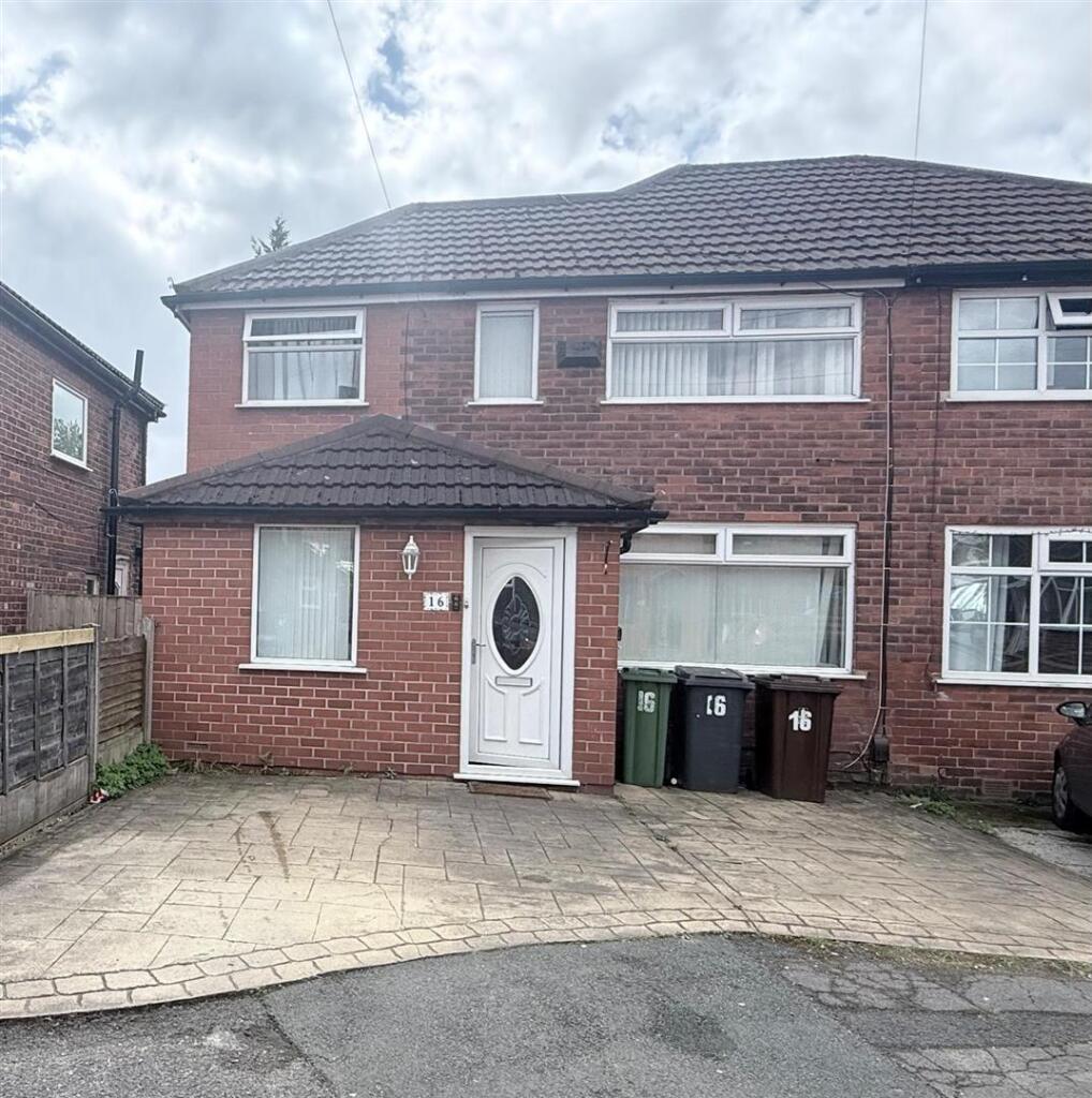 Main image of property: Lines Road, Droylsden