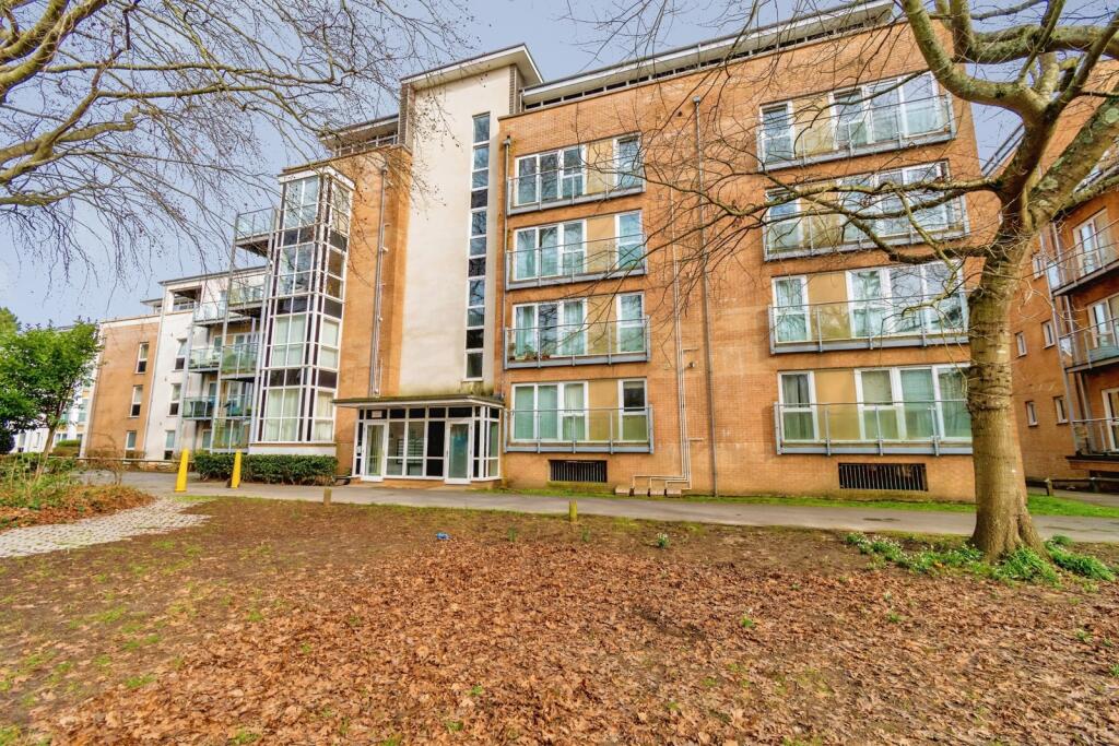 Main image of property: Suttones Place, Southampton, Hampshire, SO15