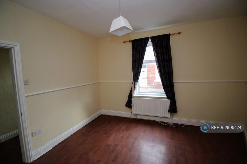 House in Sunderland - View 5