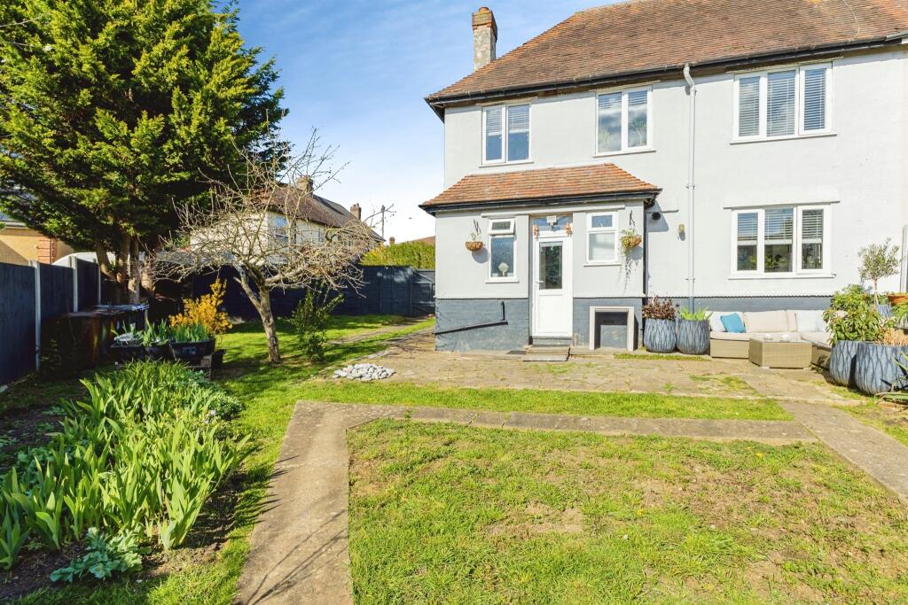 Main image of property: Rothesay Terrace, Northampton