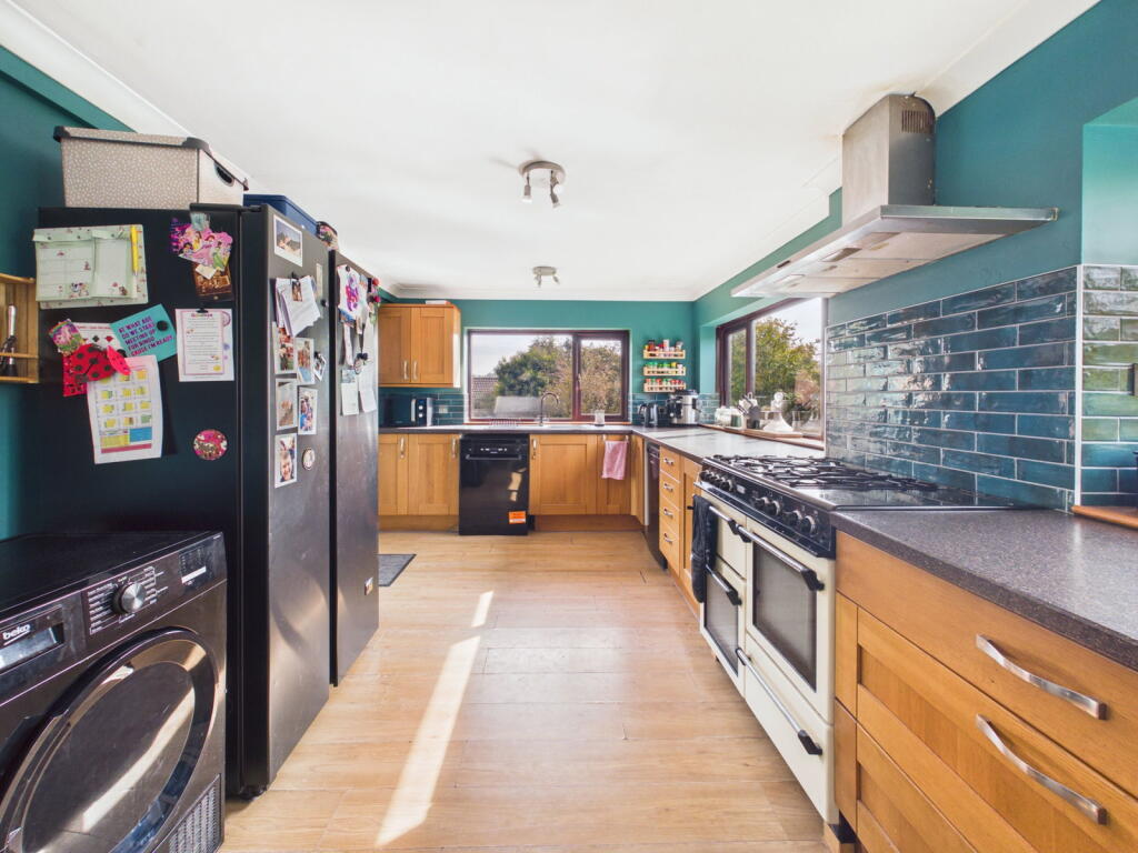 House in Forest of Dean, Drybrook - More