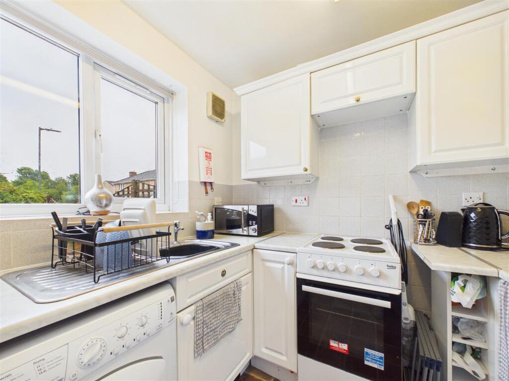 Apartment in Stevenage - View 4