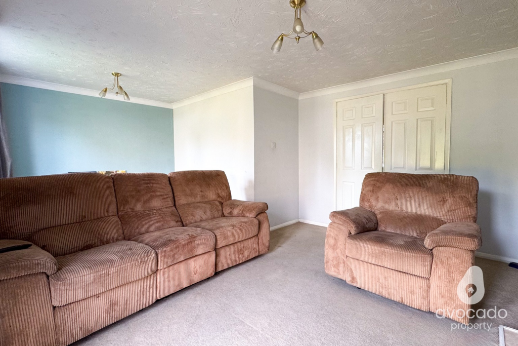 Apartment in Thatcham, West Berkshire - View 4