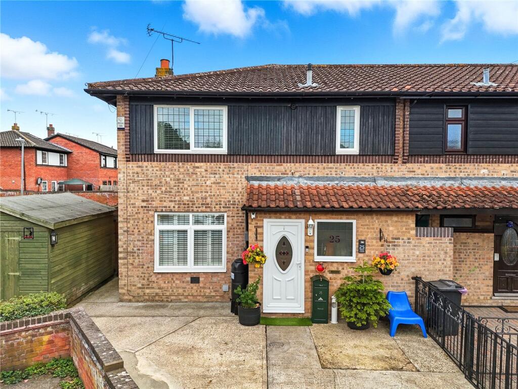 Betony Crescent, Billericay, CM12 photo 4