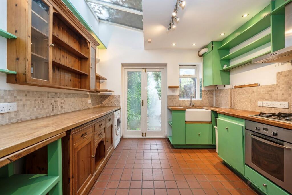 House in London - View 3