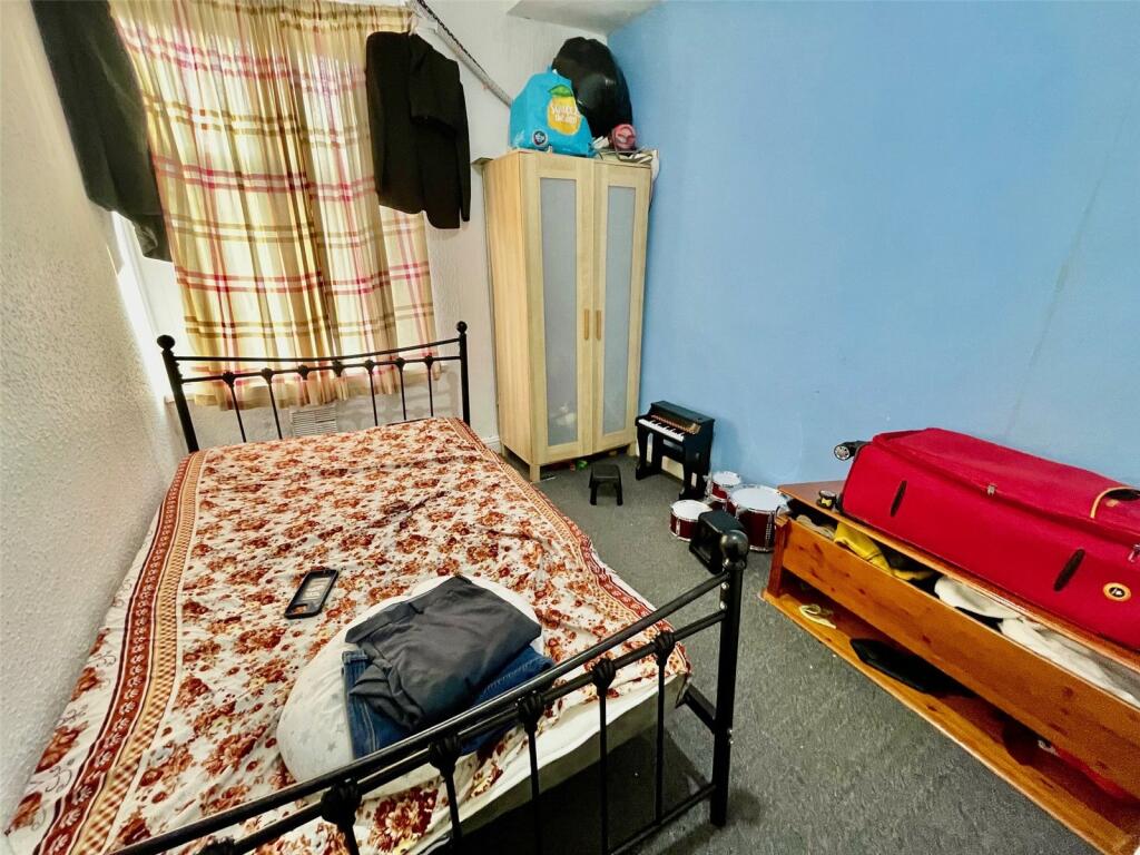 Watmough Street, Bradford, West Yorkshire, BD7 photo 4