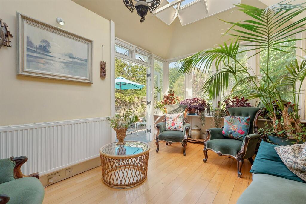 House in London - View 4