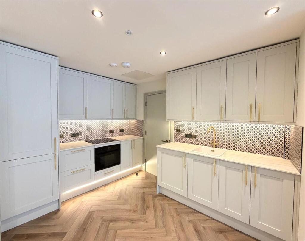 Main image of property: 2 Bartholomews, East Street, Brighton