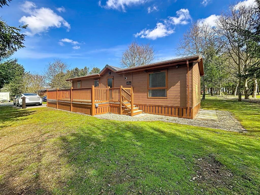 Main image of property: Far Grange Holiday Park, Skipsea