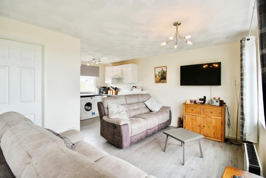 Main image of property: Fort Road, Lavernock, Penarth