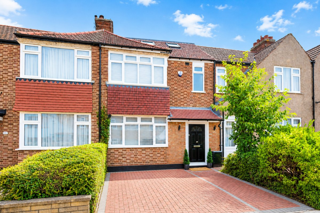 Main image of property: Dale Close, Barnet