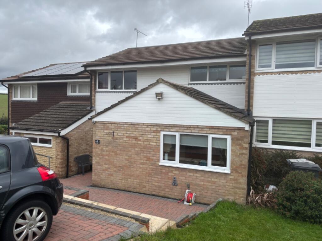 Main image of property: St. Nicholas Close, SP11