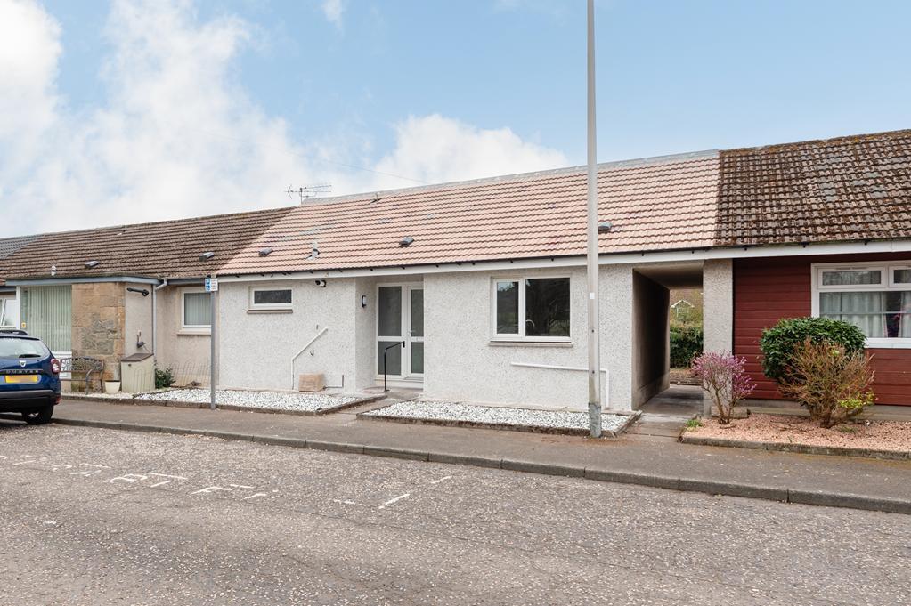 Main image of property: Main Street, Springfield, KY15