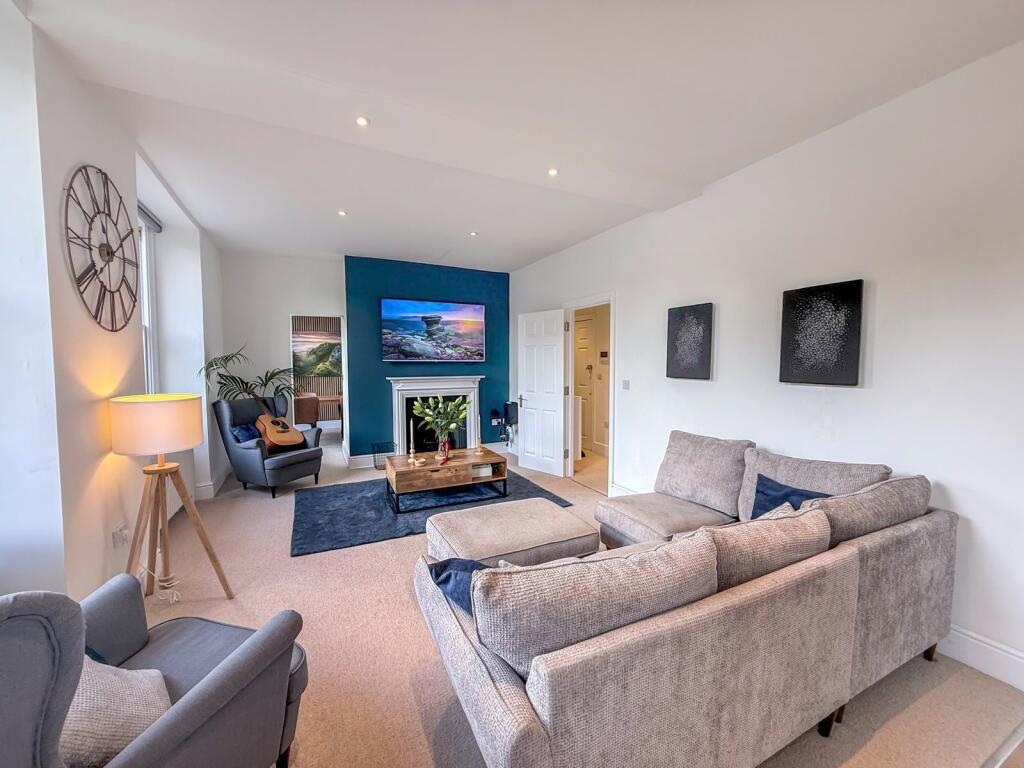 Apartment in Stockport - View 4