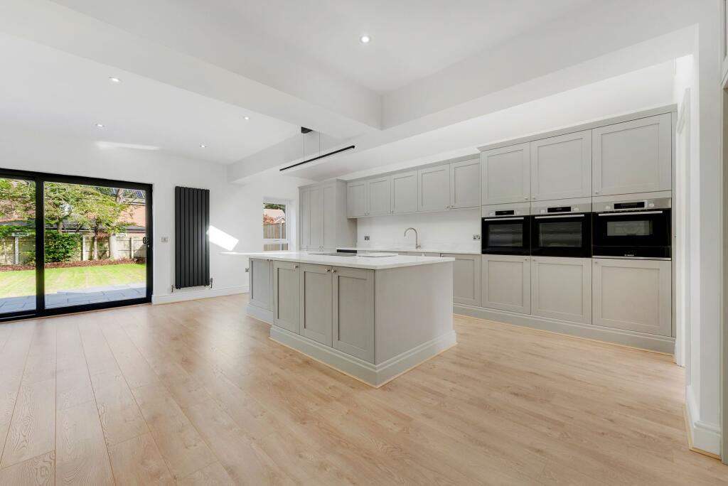 House in Widnes, Upton - View 3