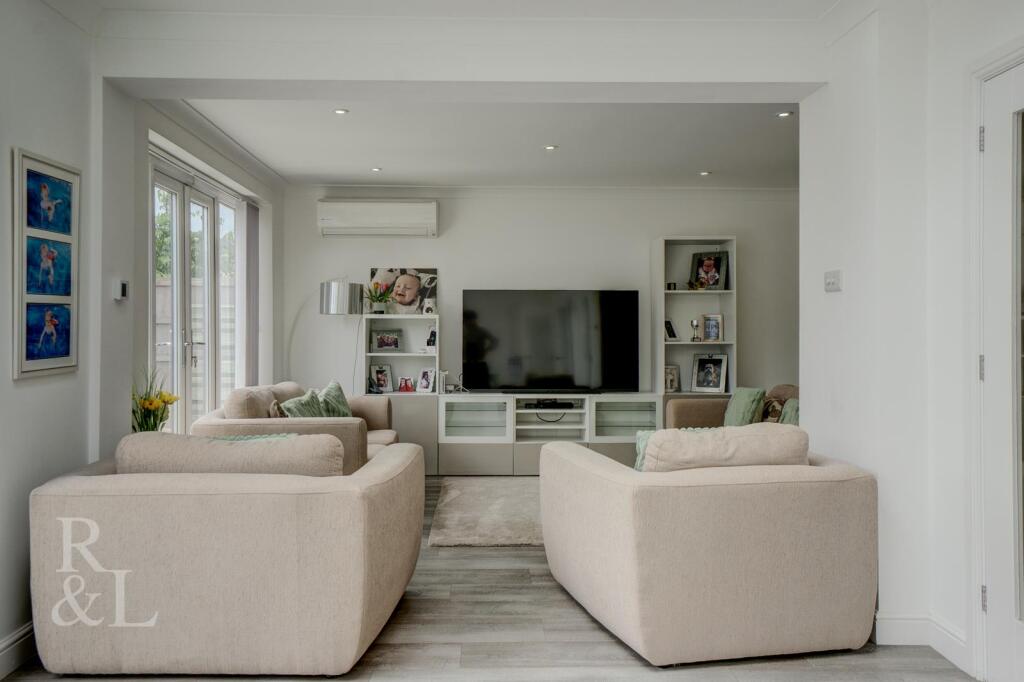House in Nottingham, Ruddington - View 6