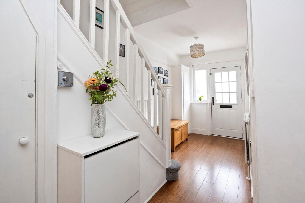 House in Hove, Brighton and Hove - View 2