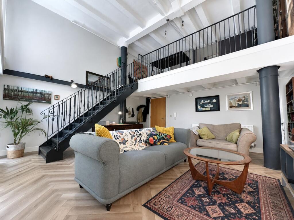 Apartment in Liverpool - View 5