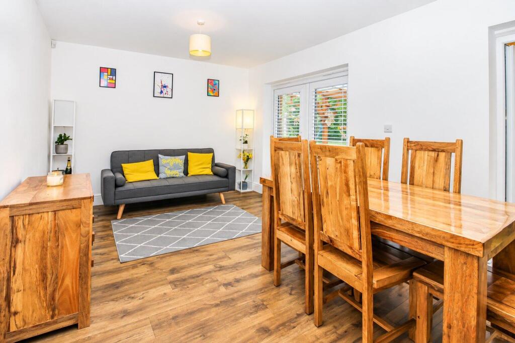 House in Wakefield, Epitome, Outwood - View 4