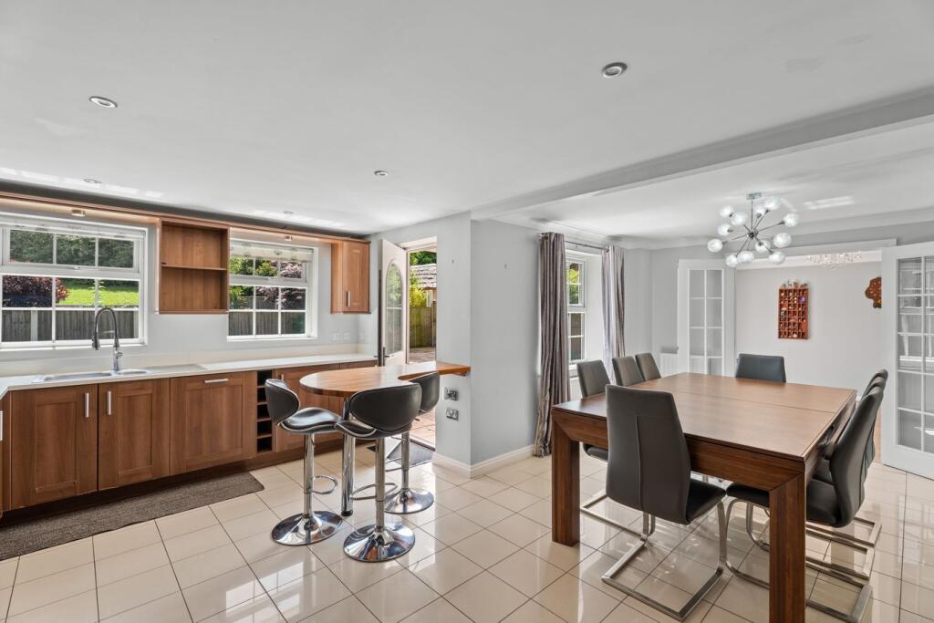 House in Crewe - View 4