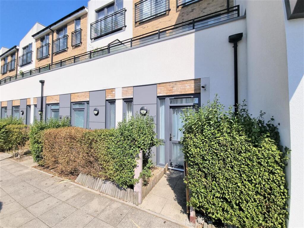 Main image of property: Hampstead House, 2 Spring Promenade, West Drayton