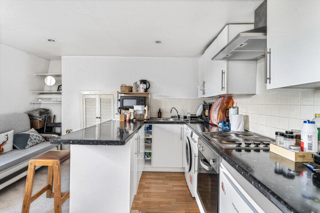 Main image of property: Camberwell Road, London, SE5