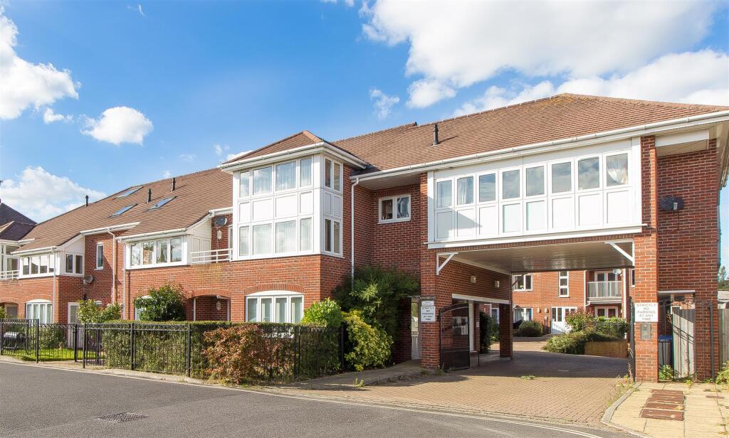 Main image of property: Gordon Road, Haywards Heath