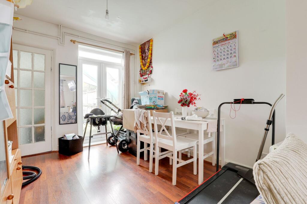 Rydal Grove, Nottingham, NG6 - View 4