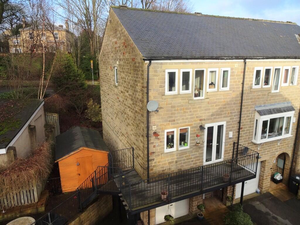 Main image of property: 16 Buckstones Close, Holywell Green, HX4 9DZ