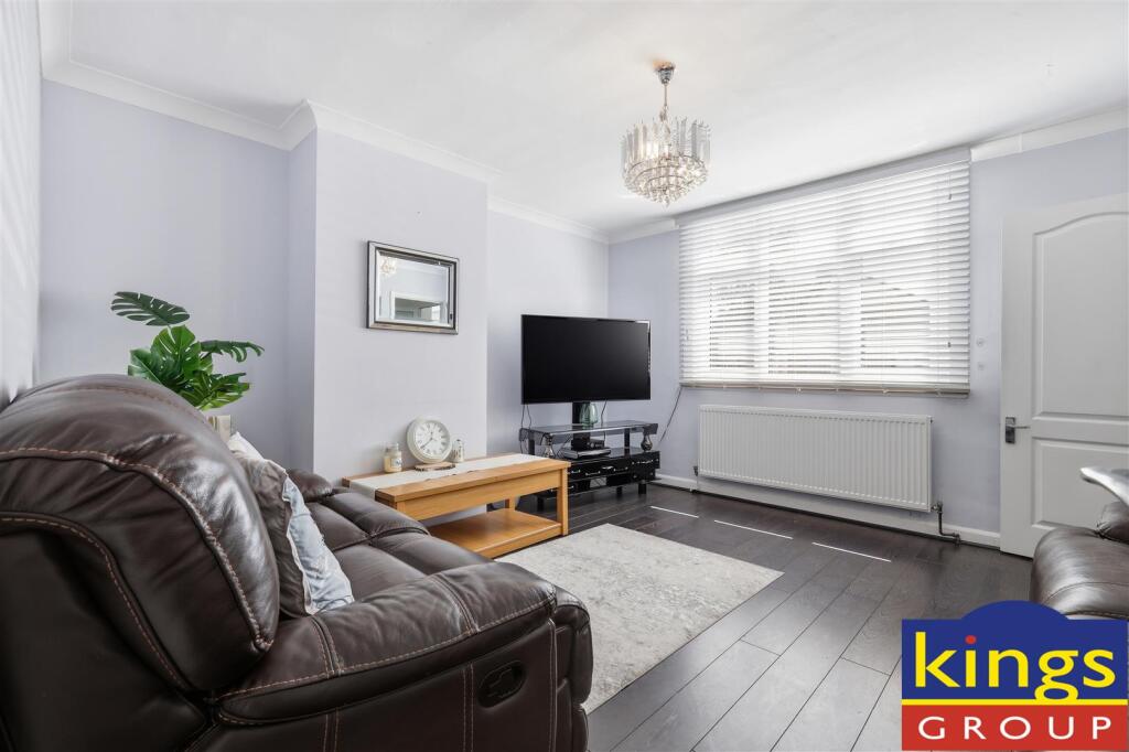 House in London - View 5