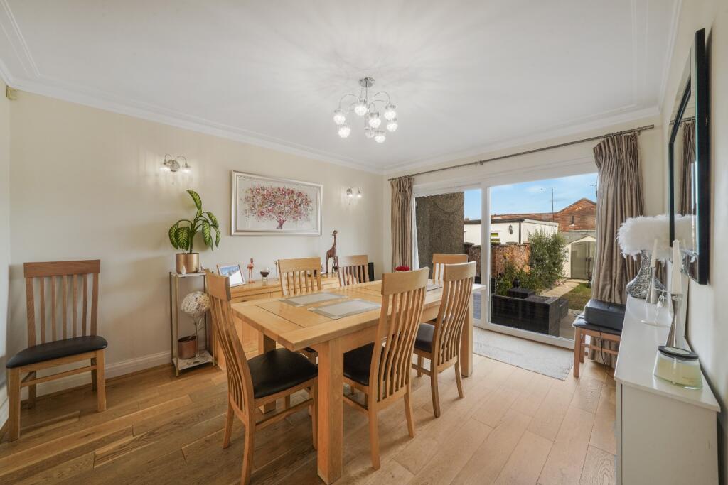House in Harrow - View 4