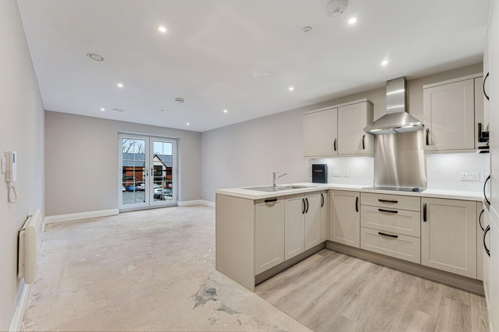 Apartment in Warrington - View 3